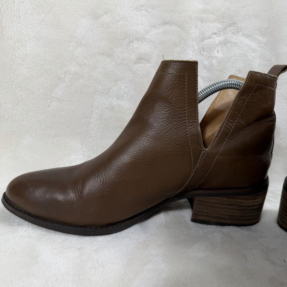 Diba Brown Leather Cutout Ankle Boots Women’s 9.5 Western Chelsea Block Heel - Picture 6 of 11